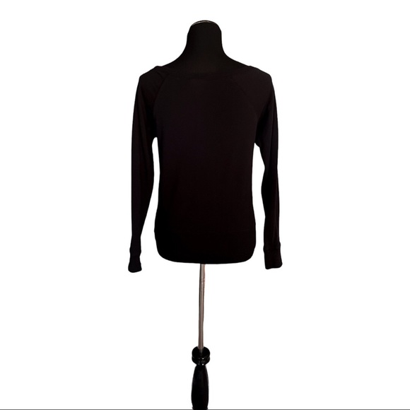 Gxane Heart Sweatshirt Size Small - Picture 4 of 5